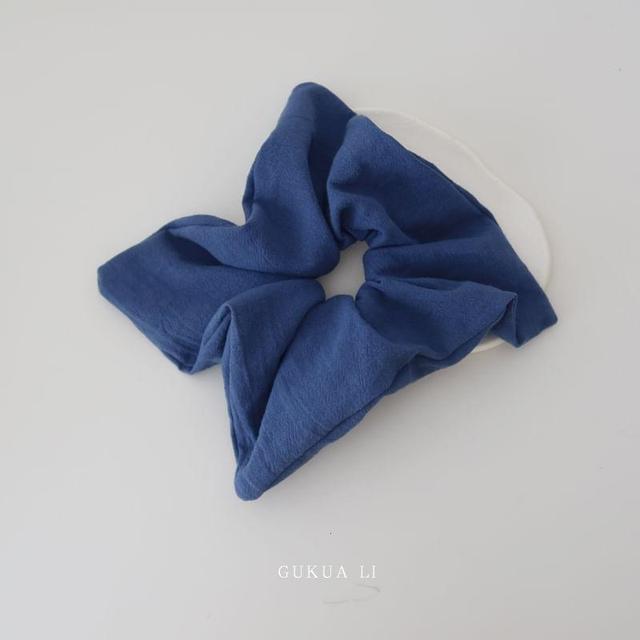 Plain Fabric Scrunchie Product Image