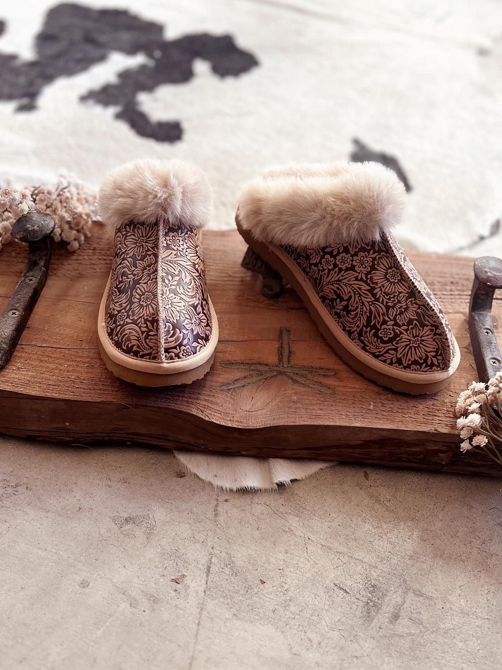 Very G Tooled Print Faux Leather Fuzzy Slippers Product Image