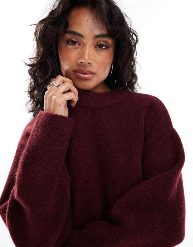 Stradivarius soft touch round neck sweater in burgundy Product Image