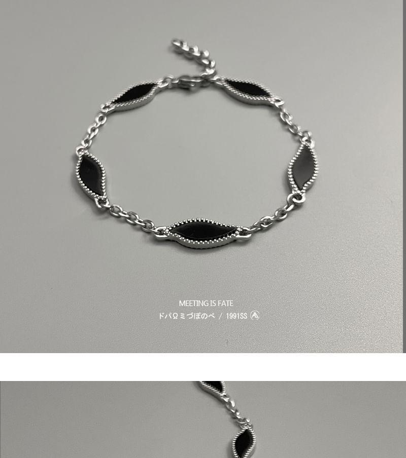 Geometric Bracelet Product Image