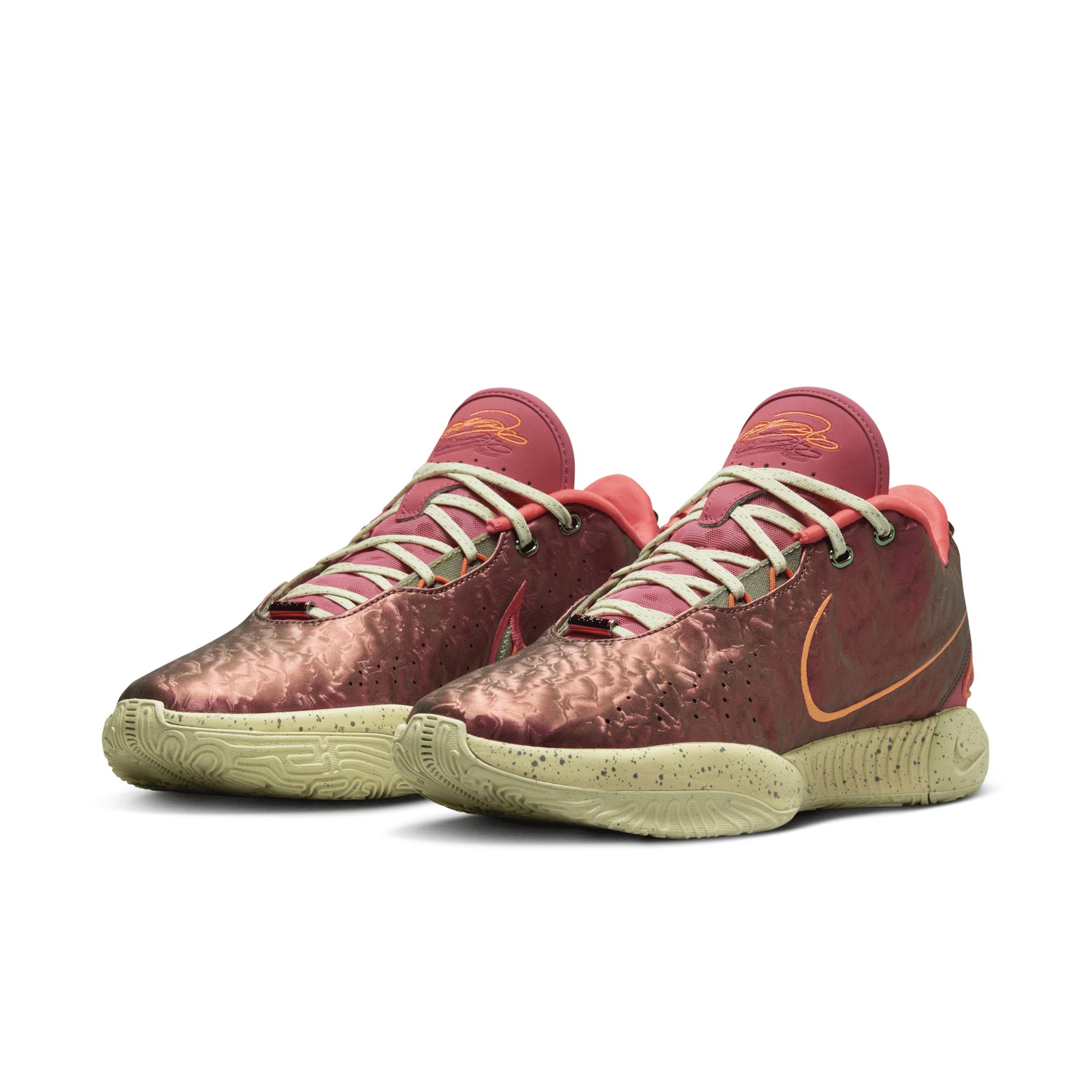 Nike Men's LeBron XXI "Queen Conch" Basketball Shoes Product Image