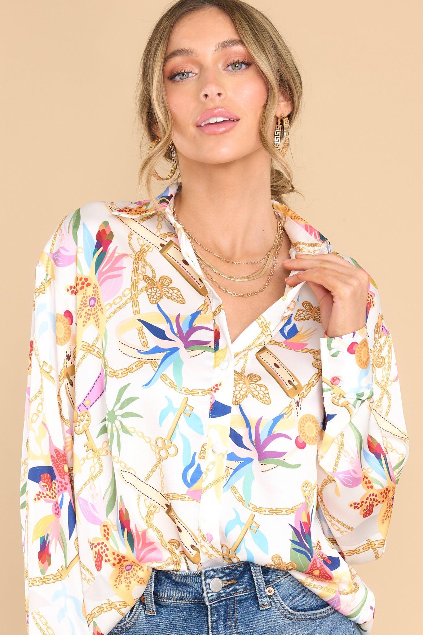 Aura Treasure You White Multi Print Top Product Image