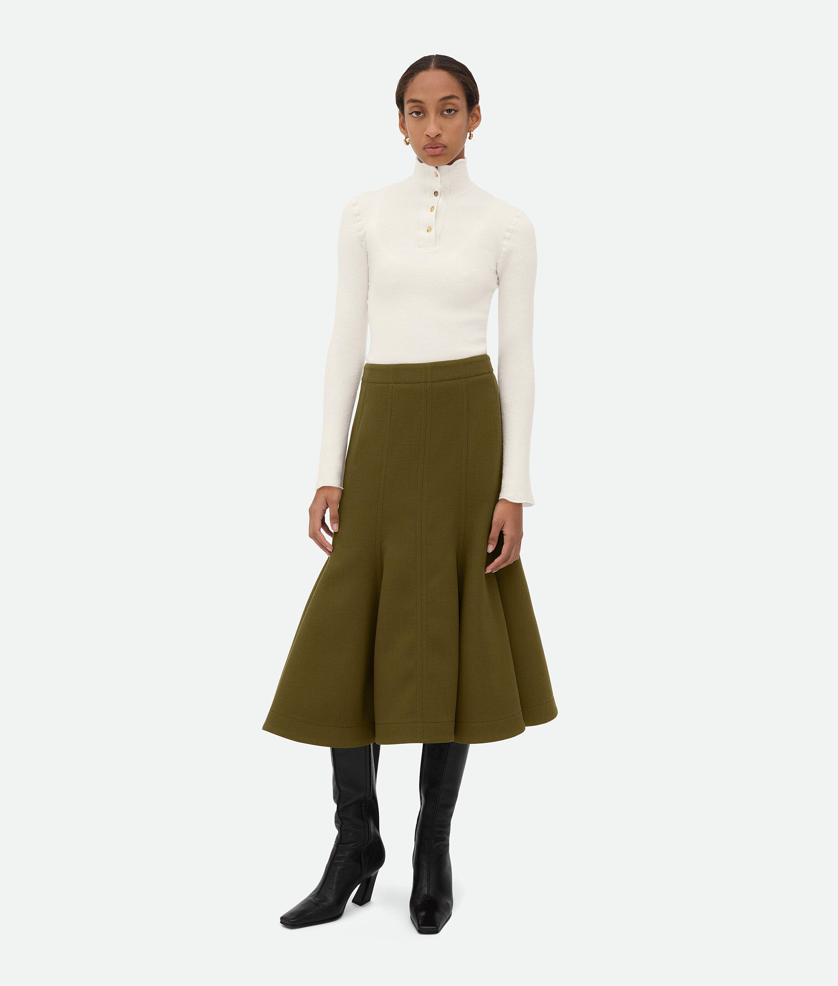 Women's Wool Crepe Skirt in Olive oil Product Image