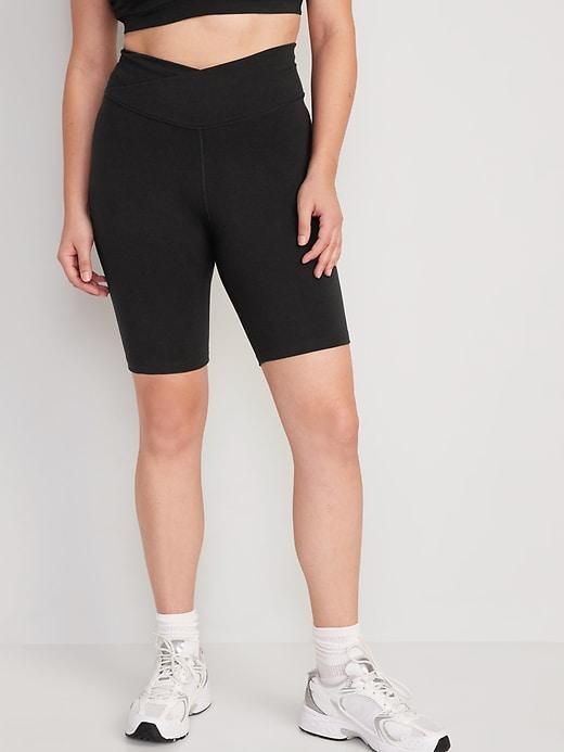 Extra High-Waisted PowerChill Biker Shorts -- 8-inch inseam Product Image