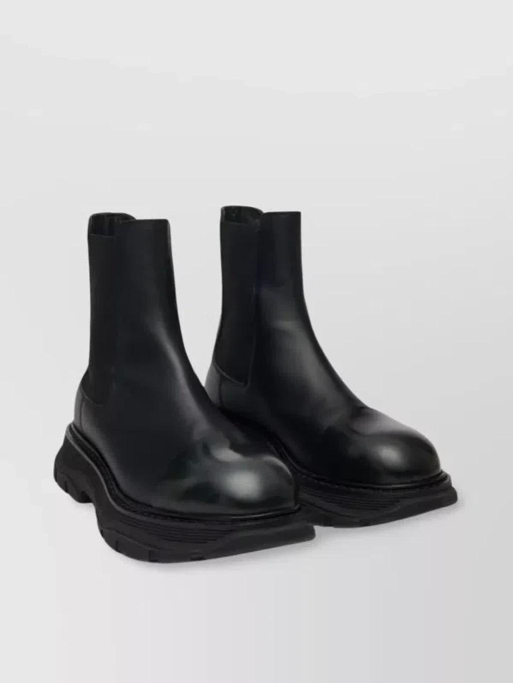 Calfskin Chelsea Boots With Rubber Lug Sole In Black Product Image