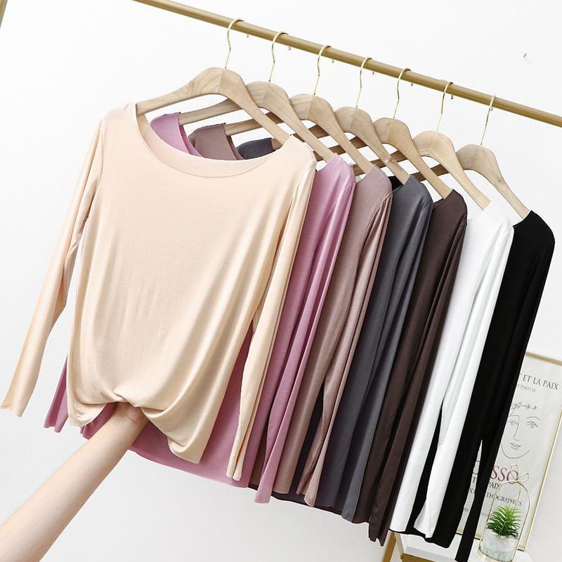 Long-Sleeve Boat Neck Plain T-Shirt Product Image