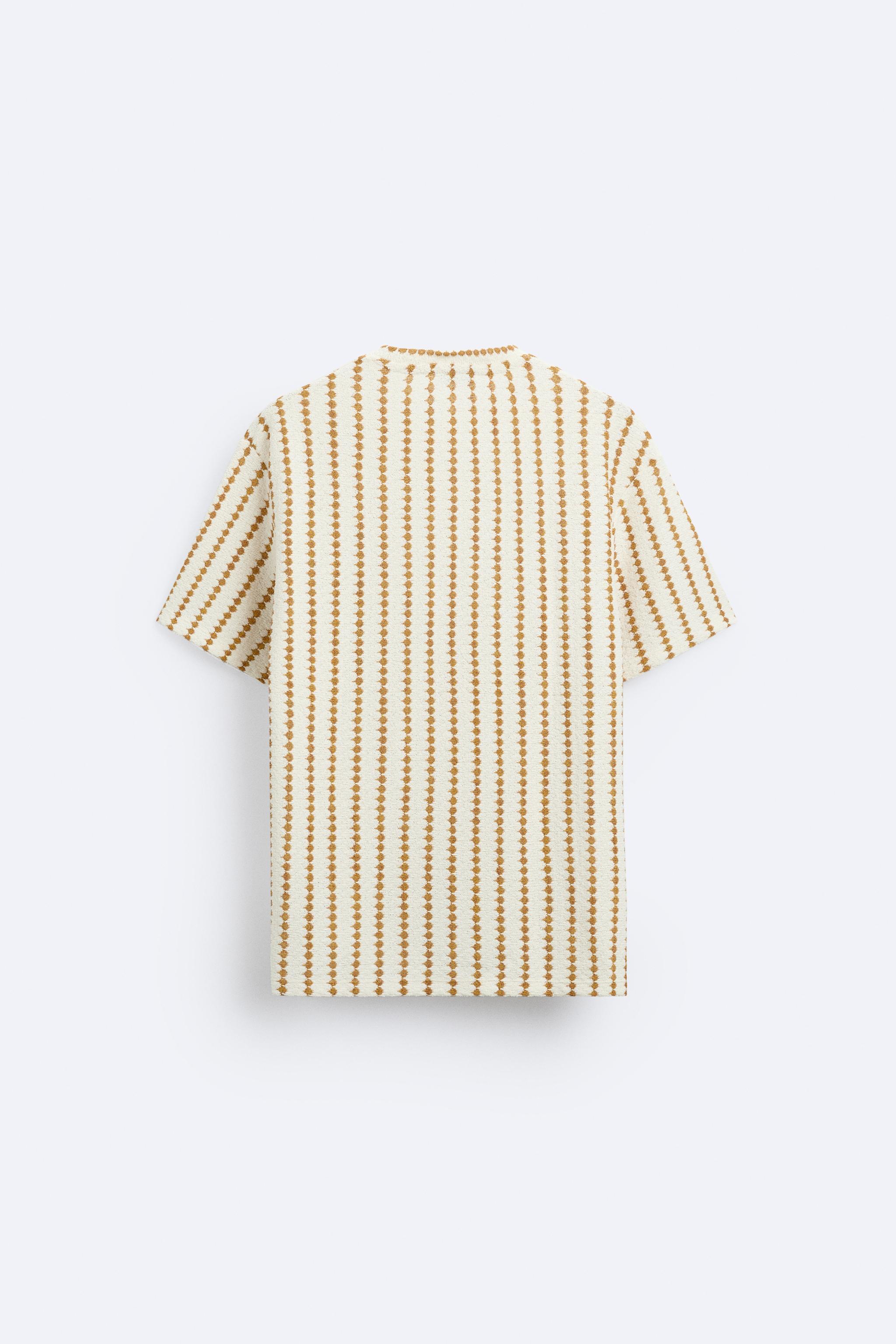 TEXTURED STRIPED T-SHIRT Product Image