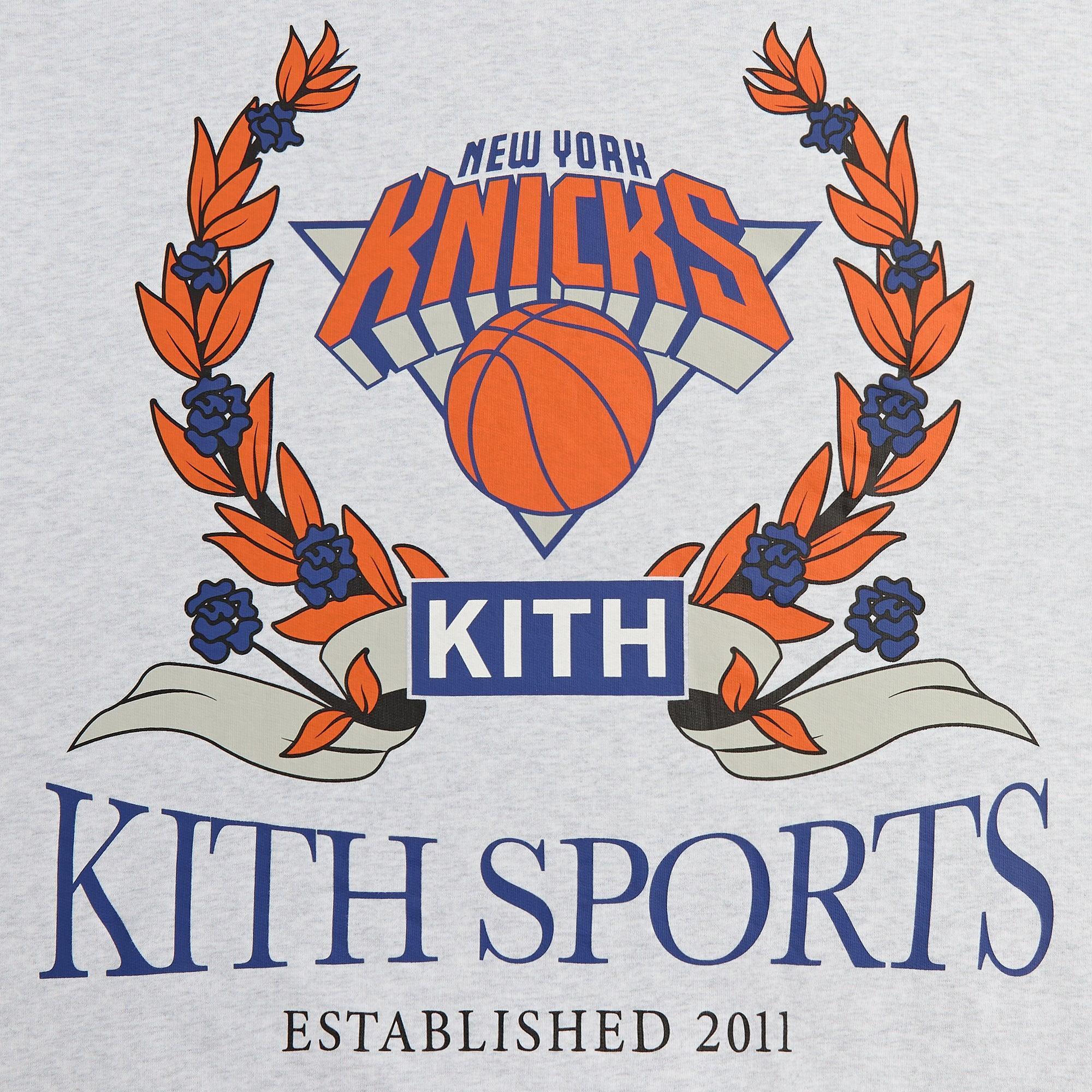 Kith for the New York Knicks Laurel Vintage Nelson Crewneck - Light Heather Grey Male Product Image