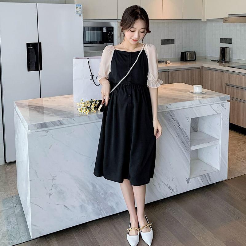 Maternity Short-Sleeve Square Neck Raglan A-Line Dress Product Image