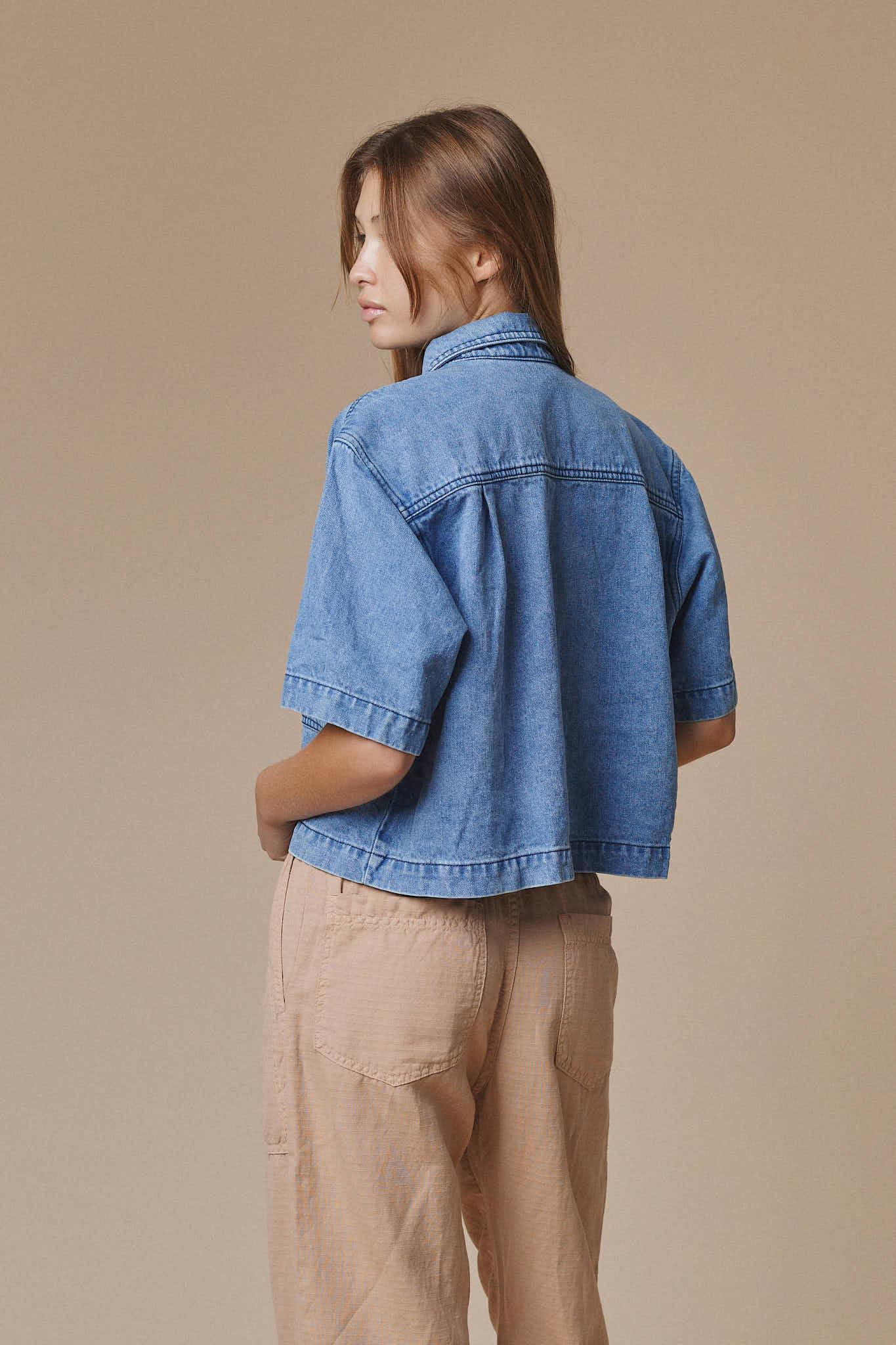 Denim Phinney Shirt Female Product Image