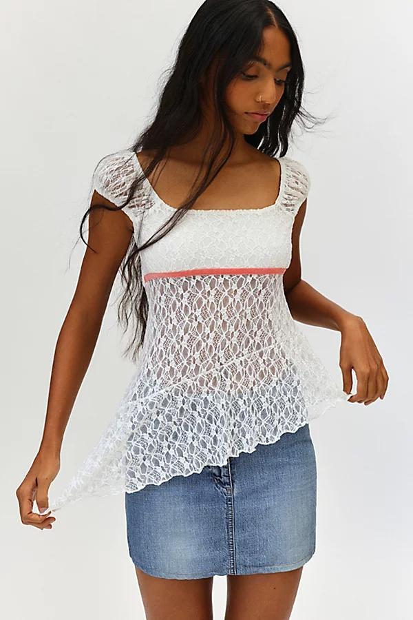 Kimchi Blue Penelope Lace Keyhole Back Asymmetric Top Womens at Urban Outfitters Product Image