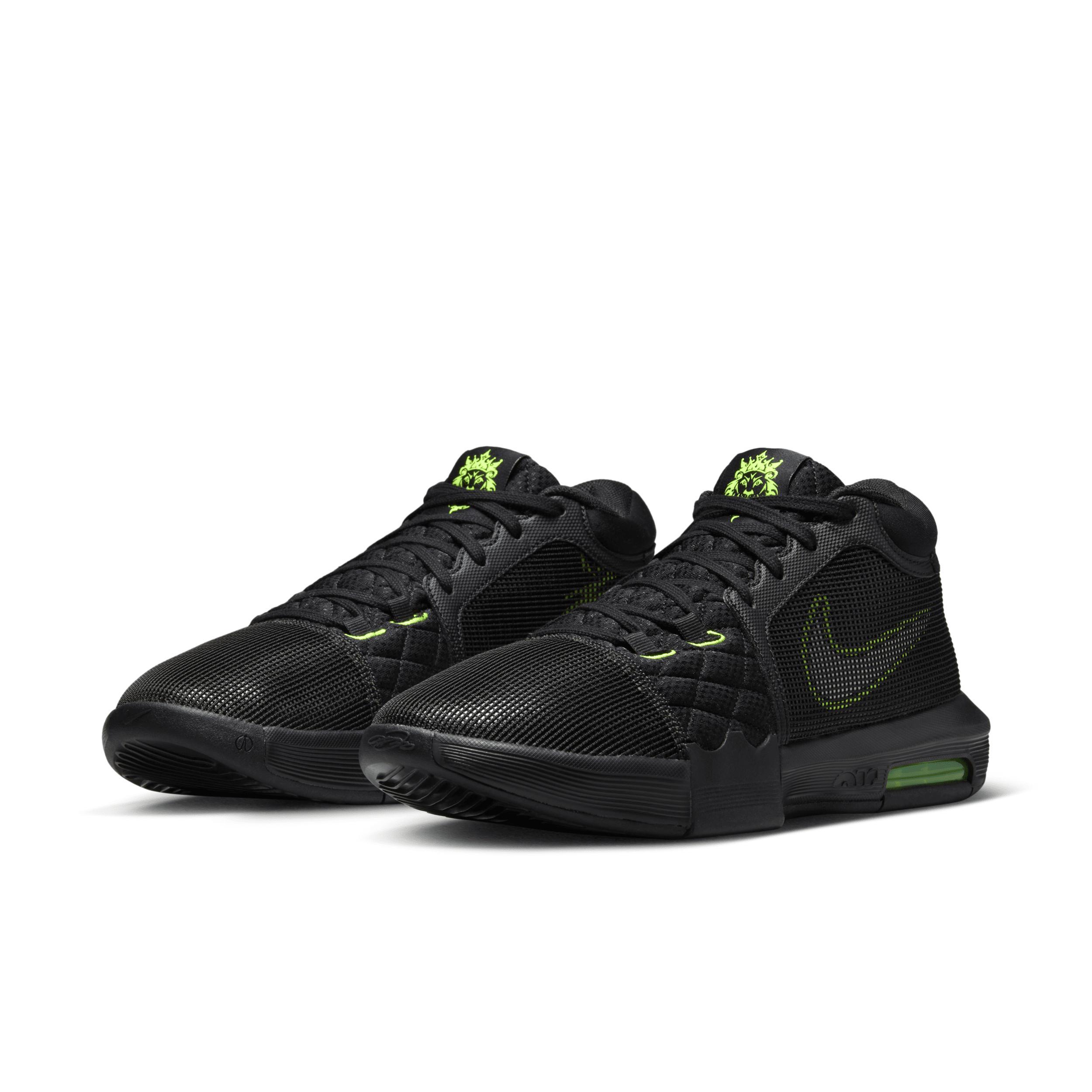 Nike Men's LeBron Witness 8 Basketball Shoes Product Image