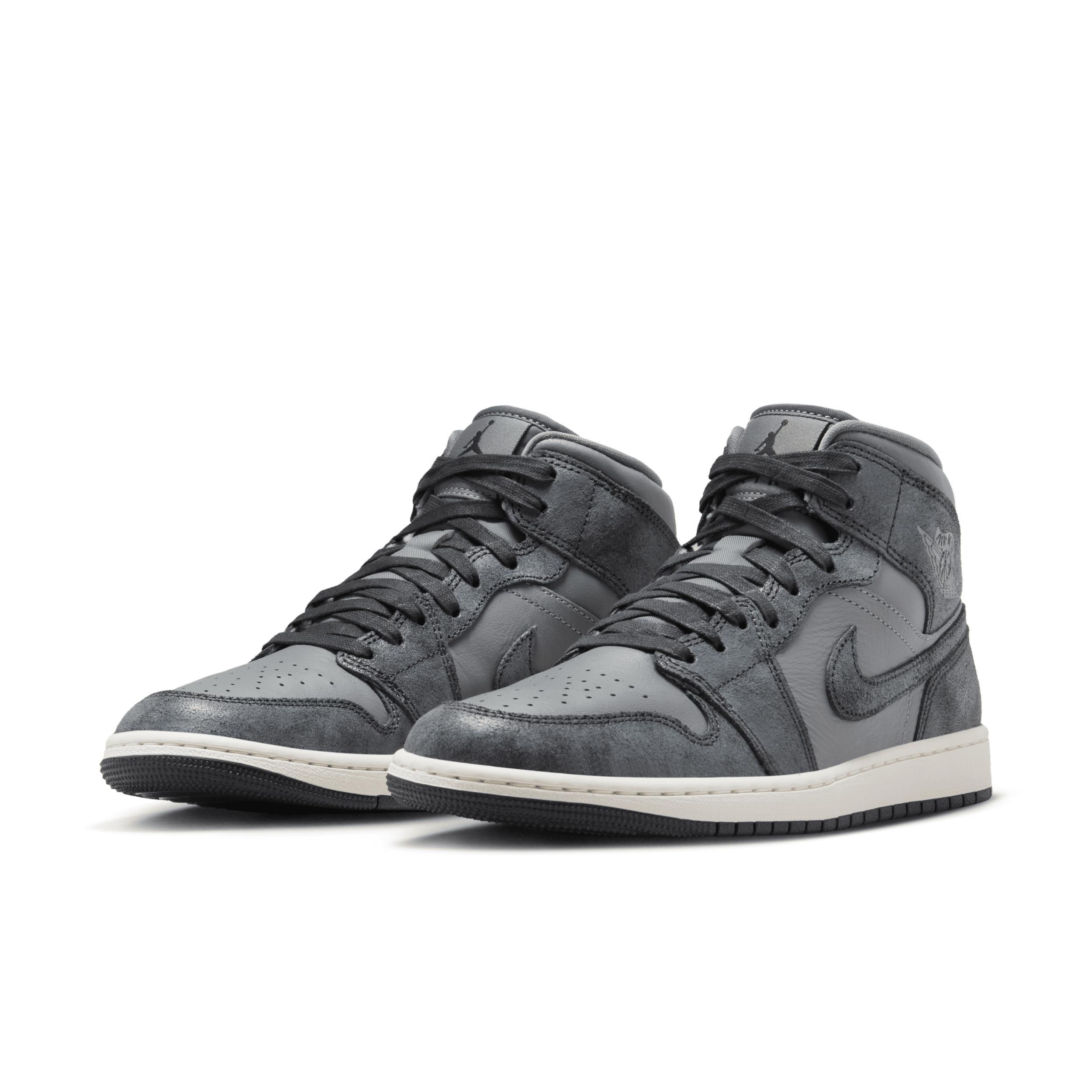 Women's Air Jordan 1 Mid SE Shoes Product Image