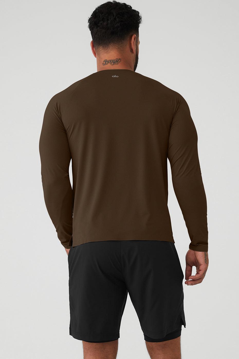 Idol Long Sleeve Performance Tee - Espresso Male Product Image