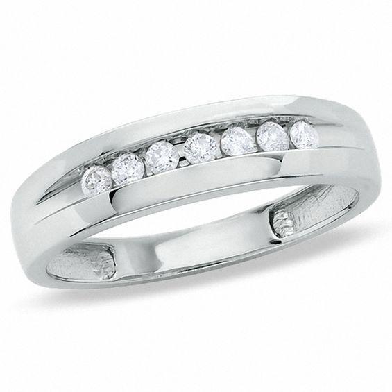 Men's 1/4 CT. T.w. Diamond Wedding Band in 10K White Gold Product Image