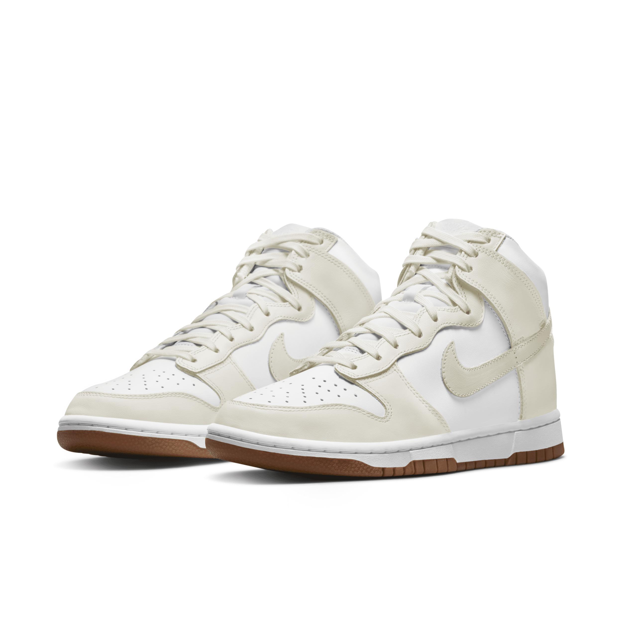 Nike Womens Dunk High Shoes Product Image