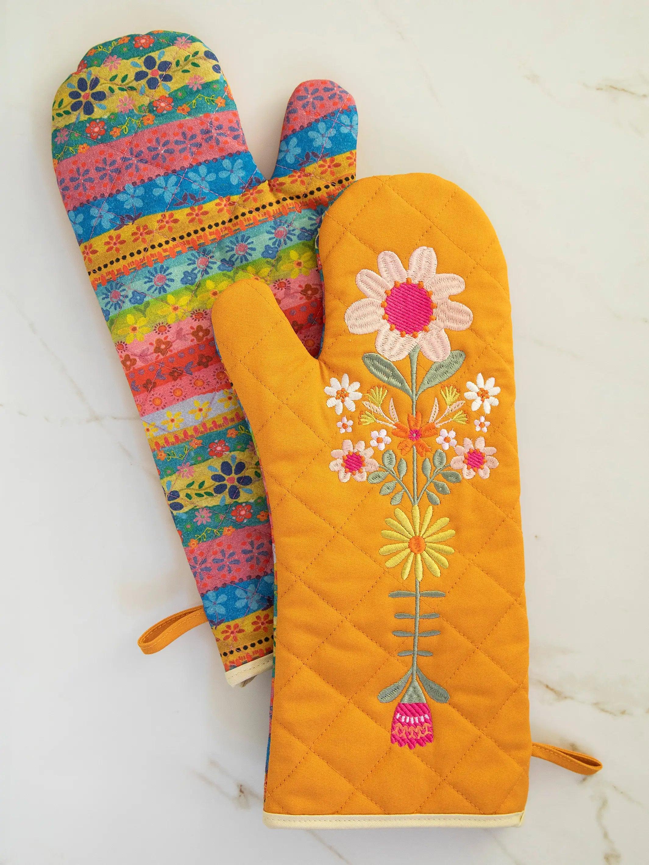 Bake Happy Double-Sided Oven Mitt - Floral Product Image