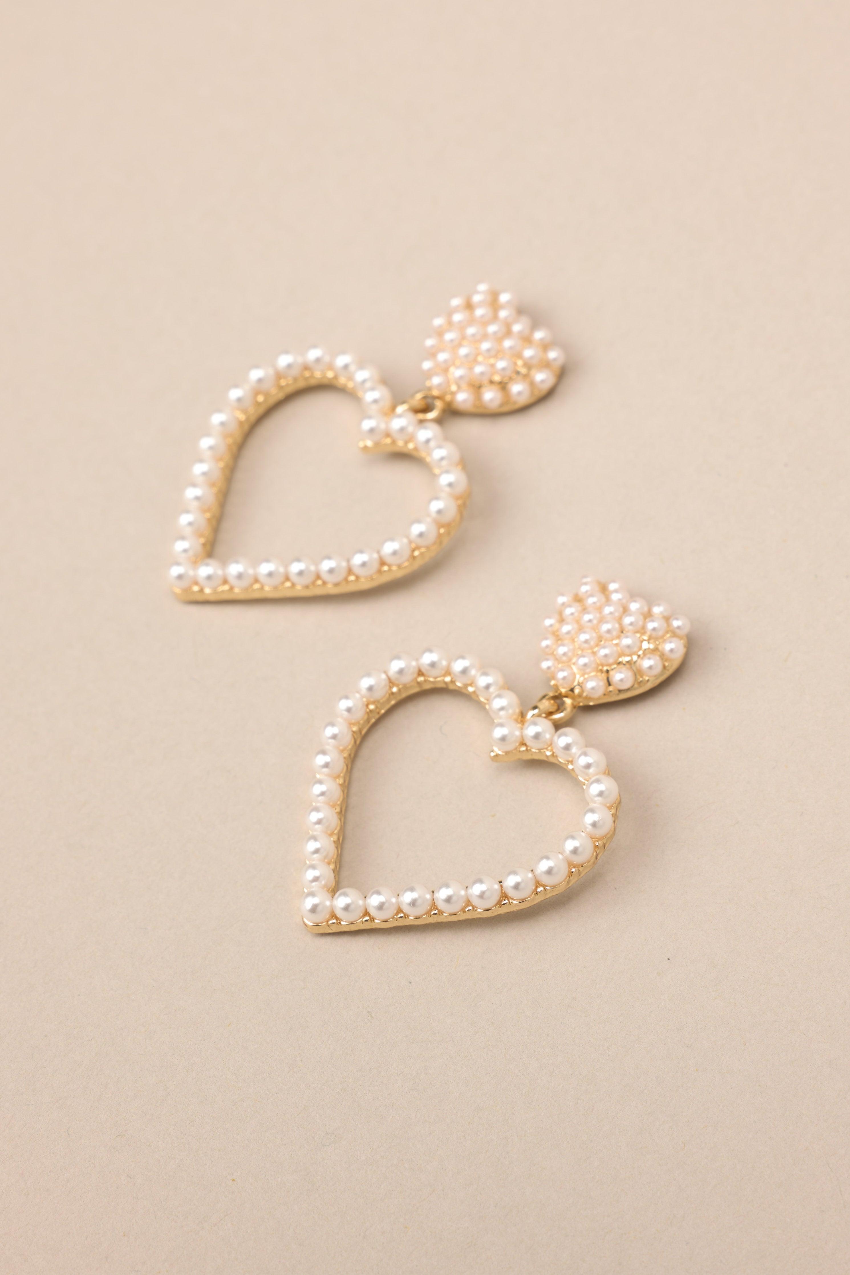 Love and Magic Pearl Earrings Product Image