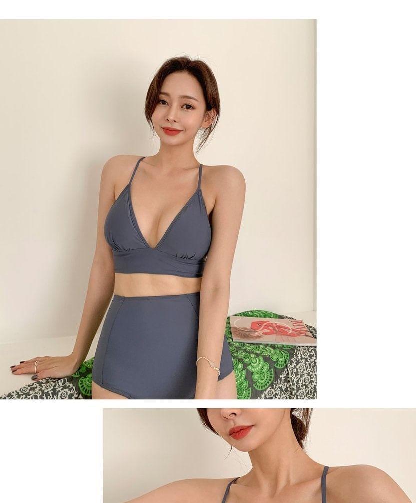 Set: Plain Bikini Top + Bottom Product Image