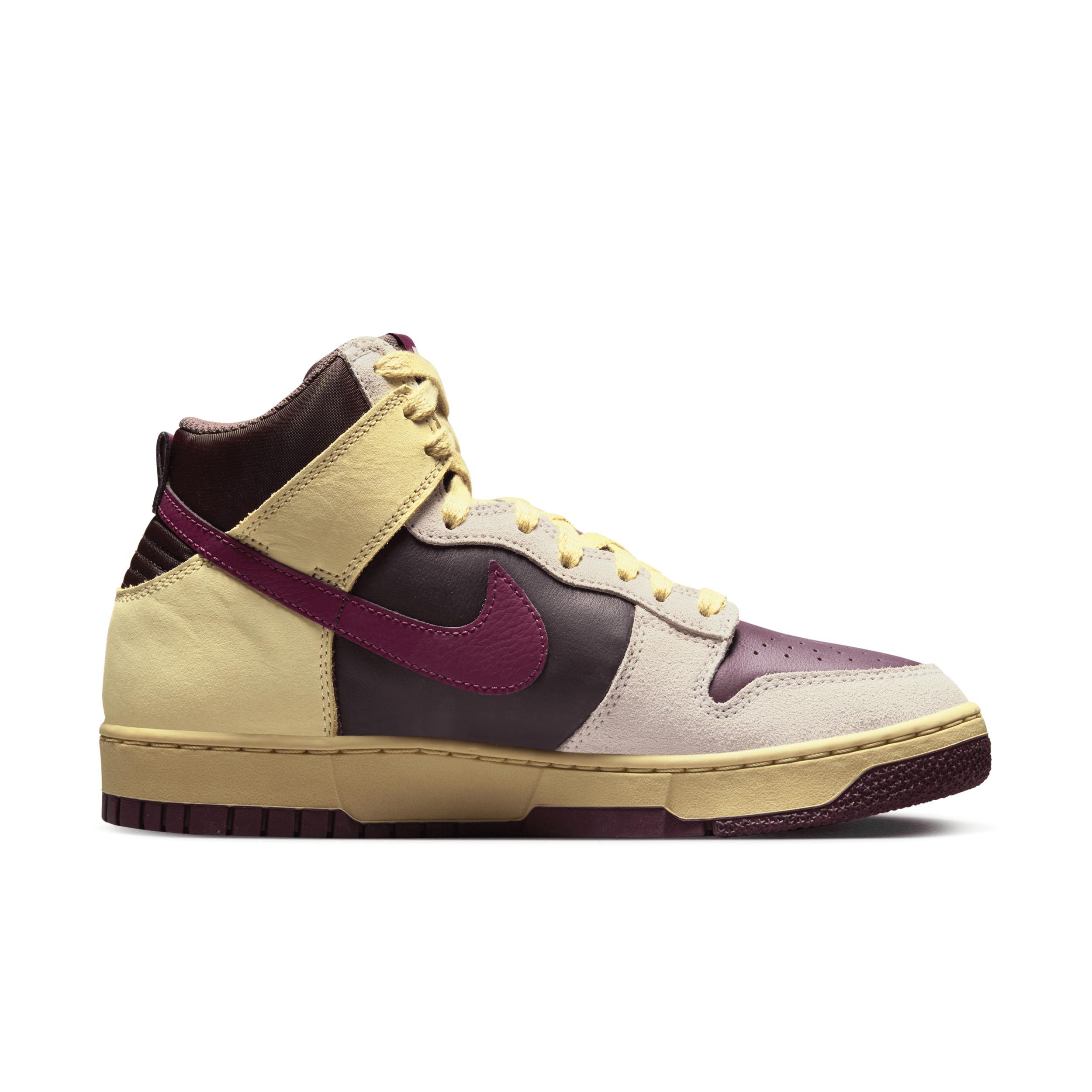 Nike Women's Dunk High 1985 Shoes Product Image