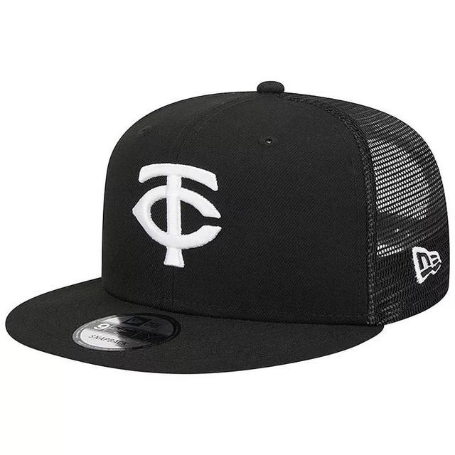 Mens New Era Minnesota Twins Trucker 9FIFTY Snapback Hat Product Image