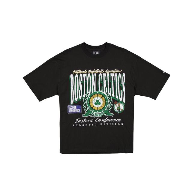 Milwaukee Bucks Oversized Essentials T-Shirt Male Product Image