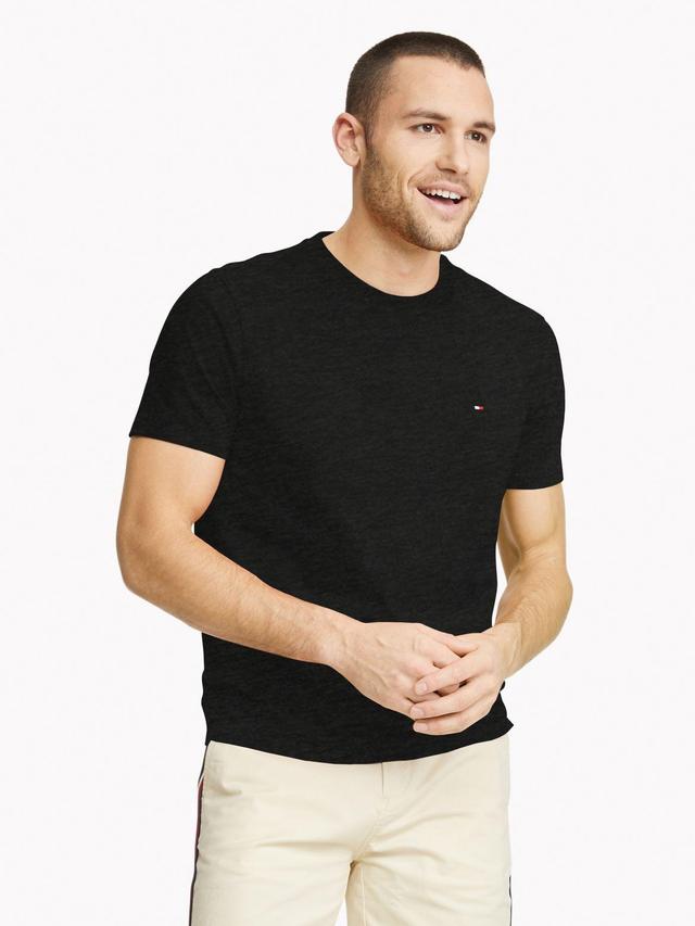 Tommy Hilfiger Men's Essential Solid T-Shirt Product Image