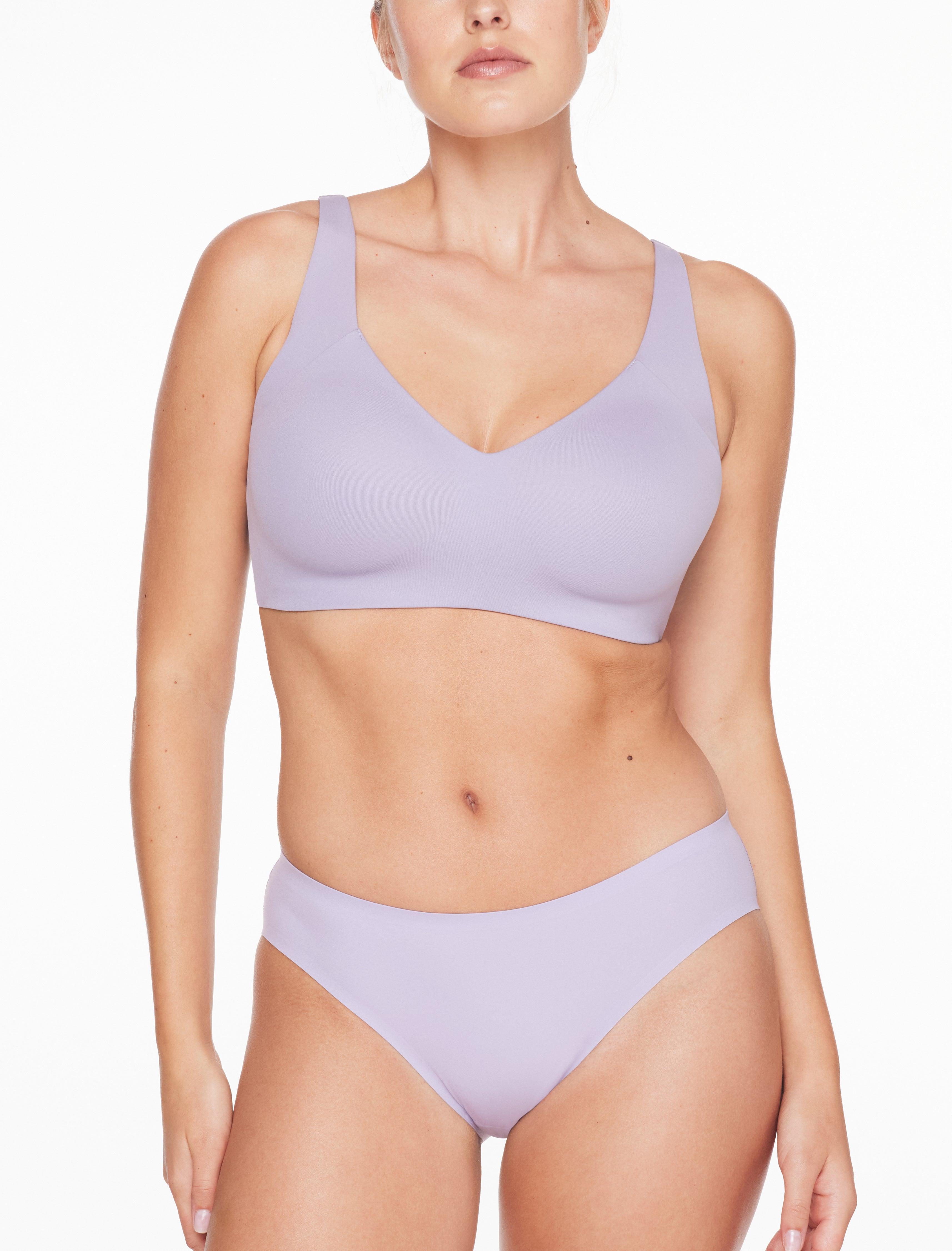 ComfortStretch Smoothing Wireless Bra Product Image