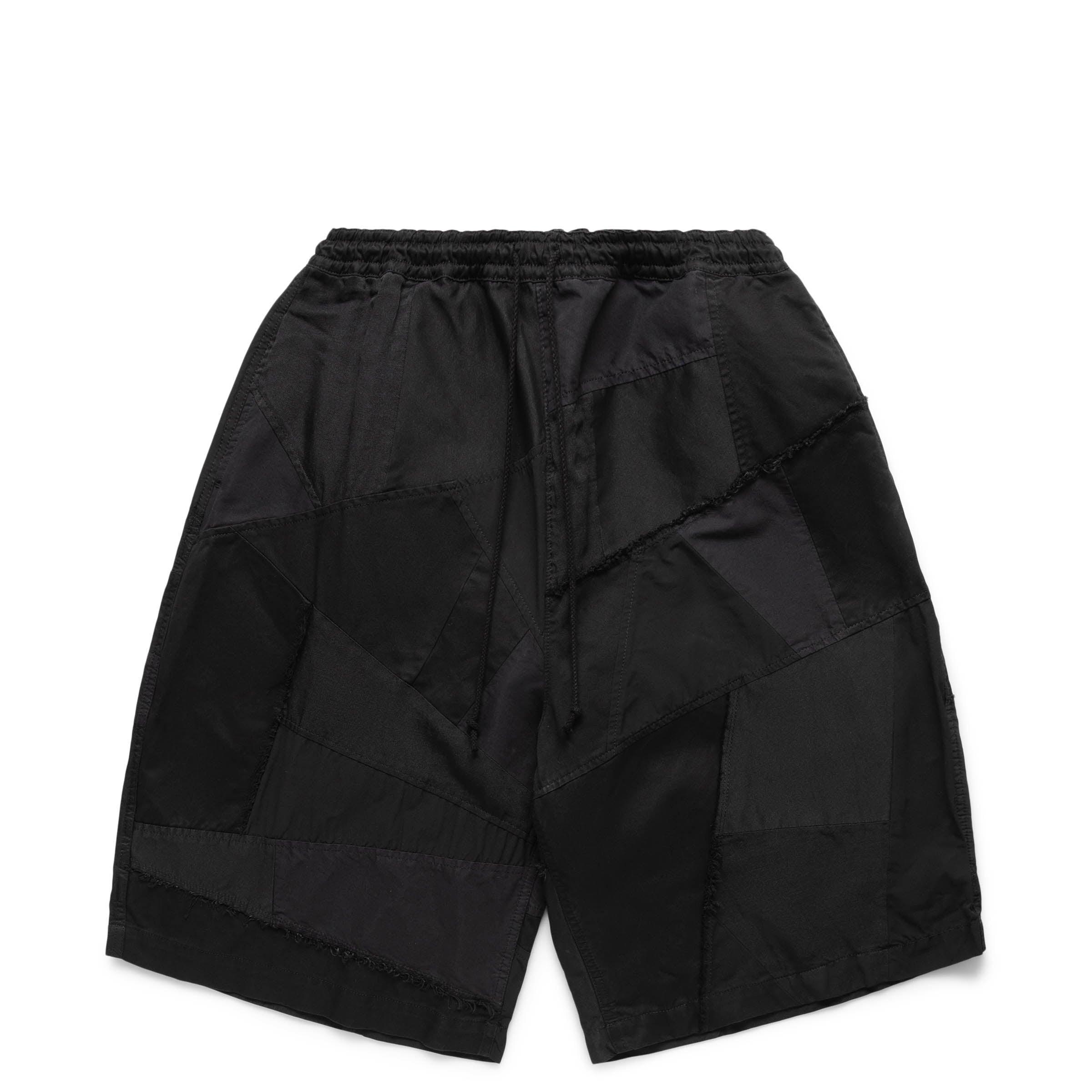 SHORT PANTS Product Image