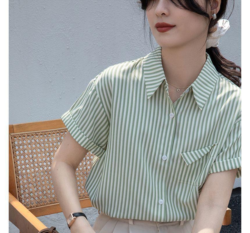 Short-Sleeve Striped Shirt Product Image