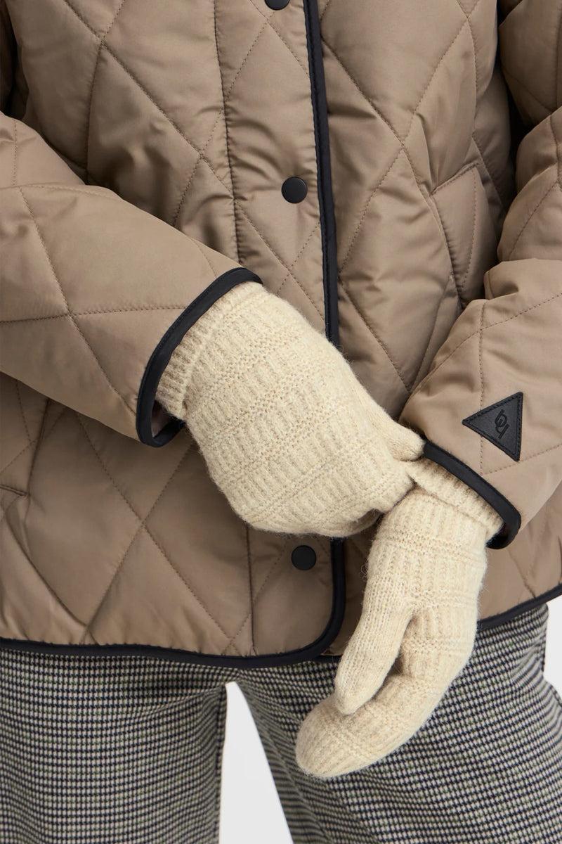 Wilk Mittens Product Image