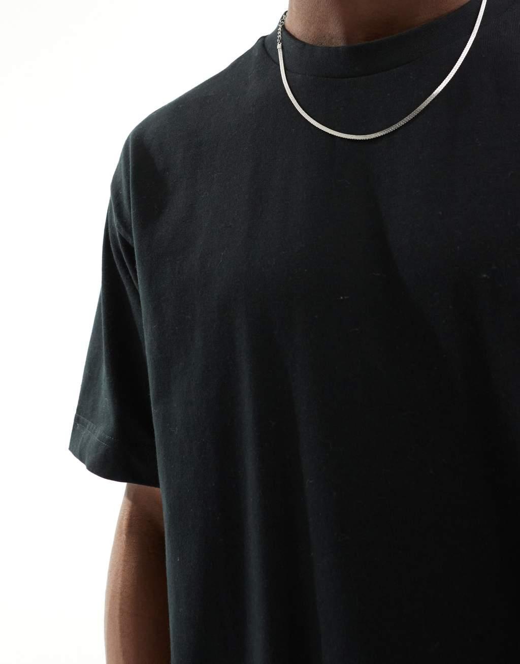 Cotton On box fit plain t-shirt in black Product Image