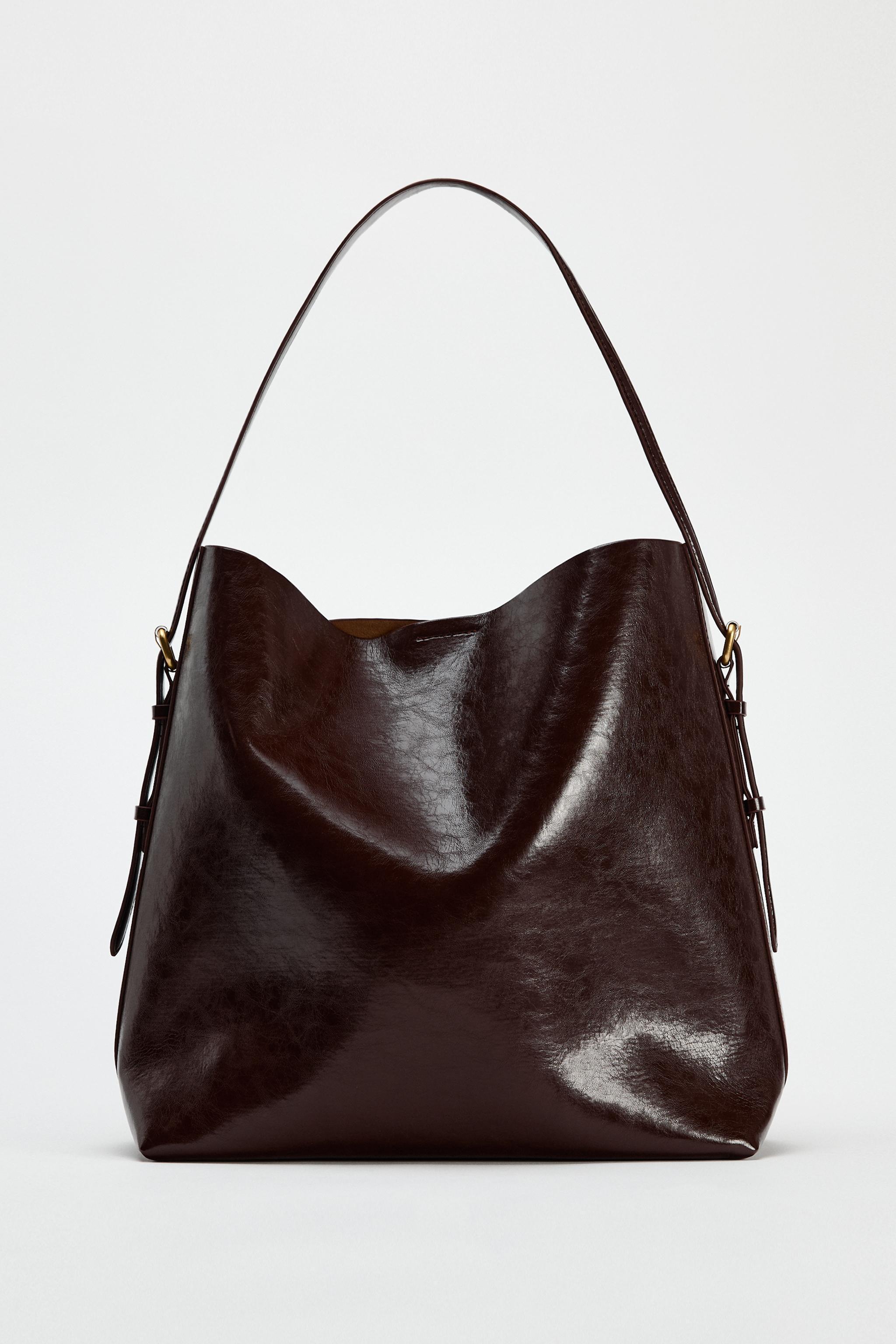 MAXI BUCKET BAG Product Image