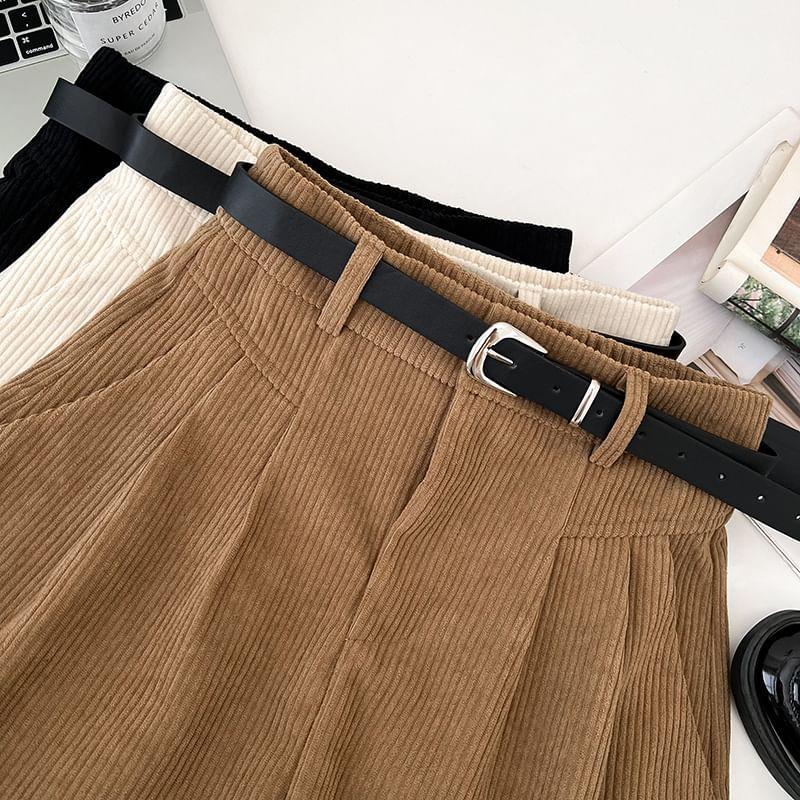 High Waist Plain Roll Up Hem Shorts Product Image