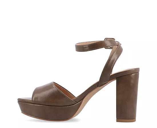 Journee Collection Womens Nairri Pump Product Image