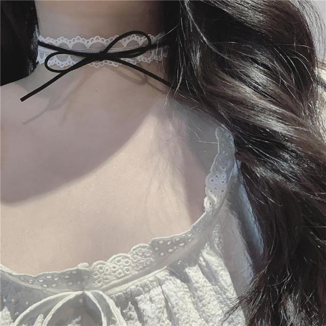 Bow Lace Choker Product Image