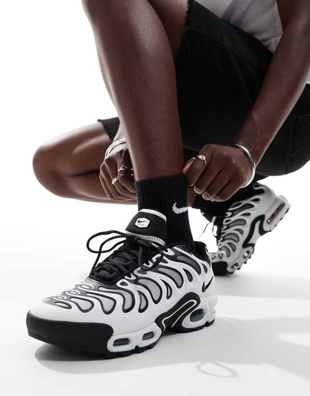 NIKE Air Max Plus Drift Sneakers In White And Black Product Image