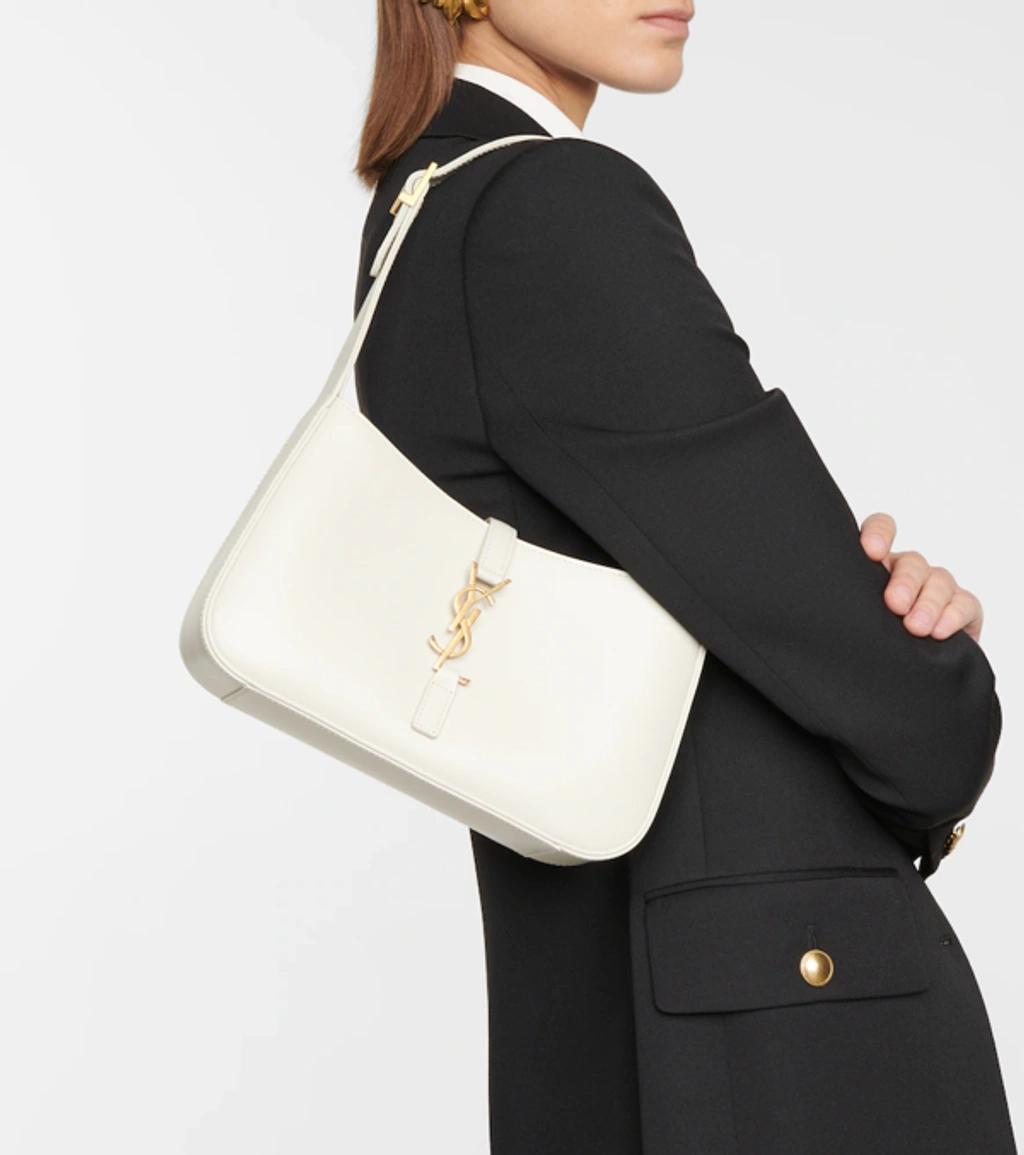 SAINT LAURENT Le 5 À 7 Leather Shoulder Bag In White Product Image