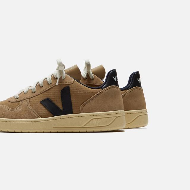 Veja V-10 - Dune / Black / Ripstop Male Product Image