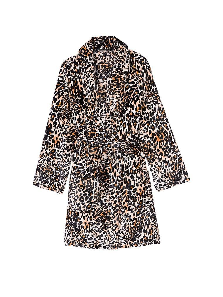 Short Cozy Robe Product Image