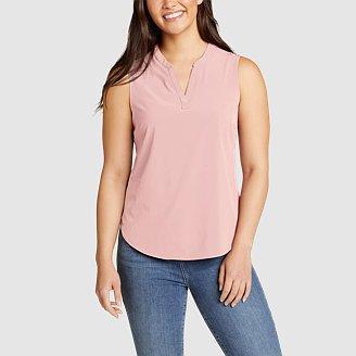 Women's Escapelite Sleeveless Split-Neck Shirt Product Image