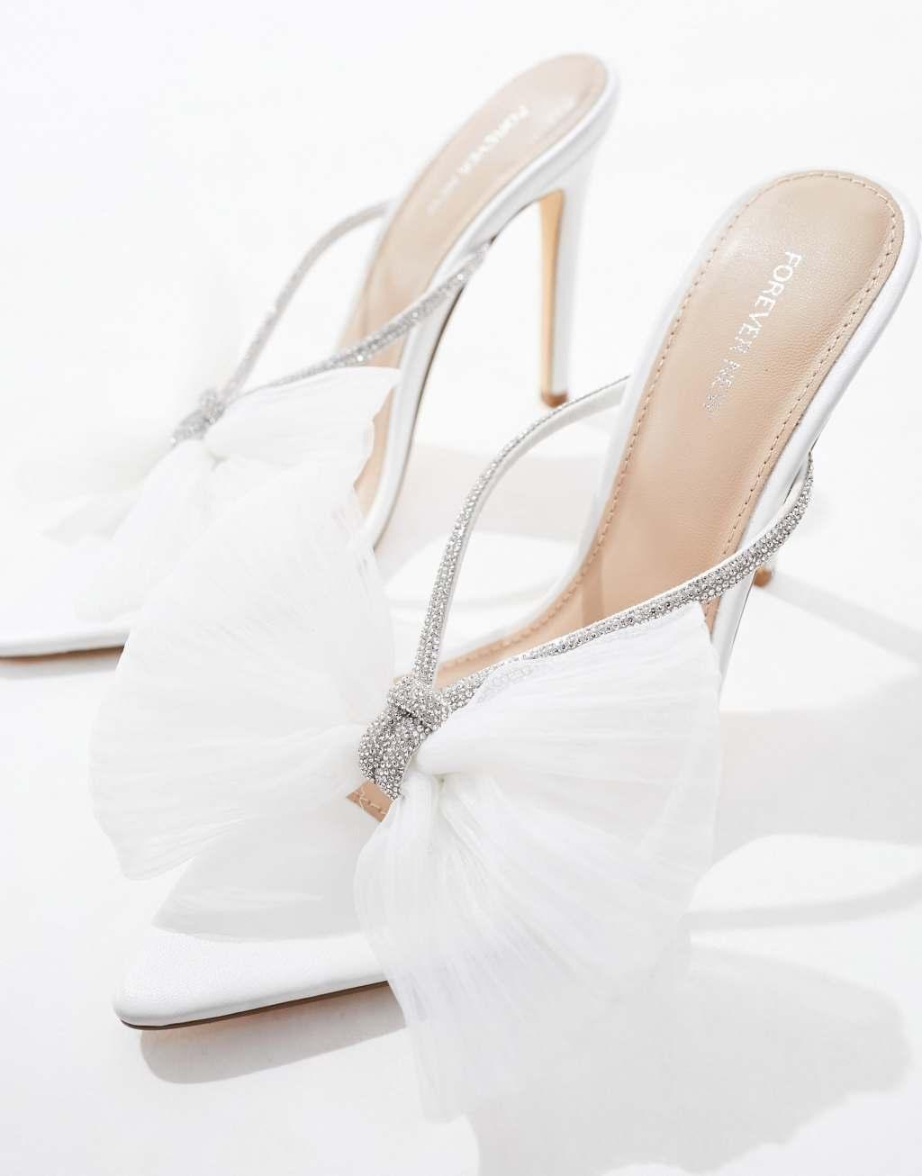 Ever New Bridal diamante bow heel in ivory Product Image