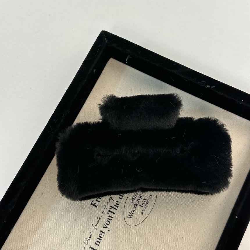 Plain Furry Hair Claw Product Image