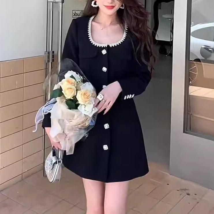 Long-Sleeve Scoop Neck Faux Pearl buttoned Mini A-Line Dress Product Image