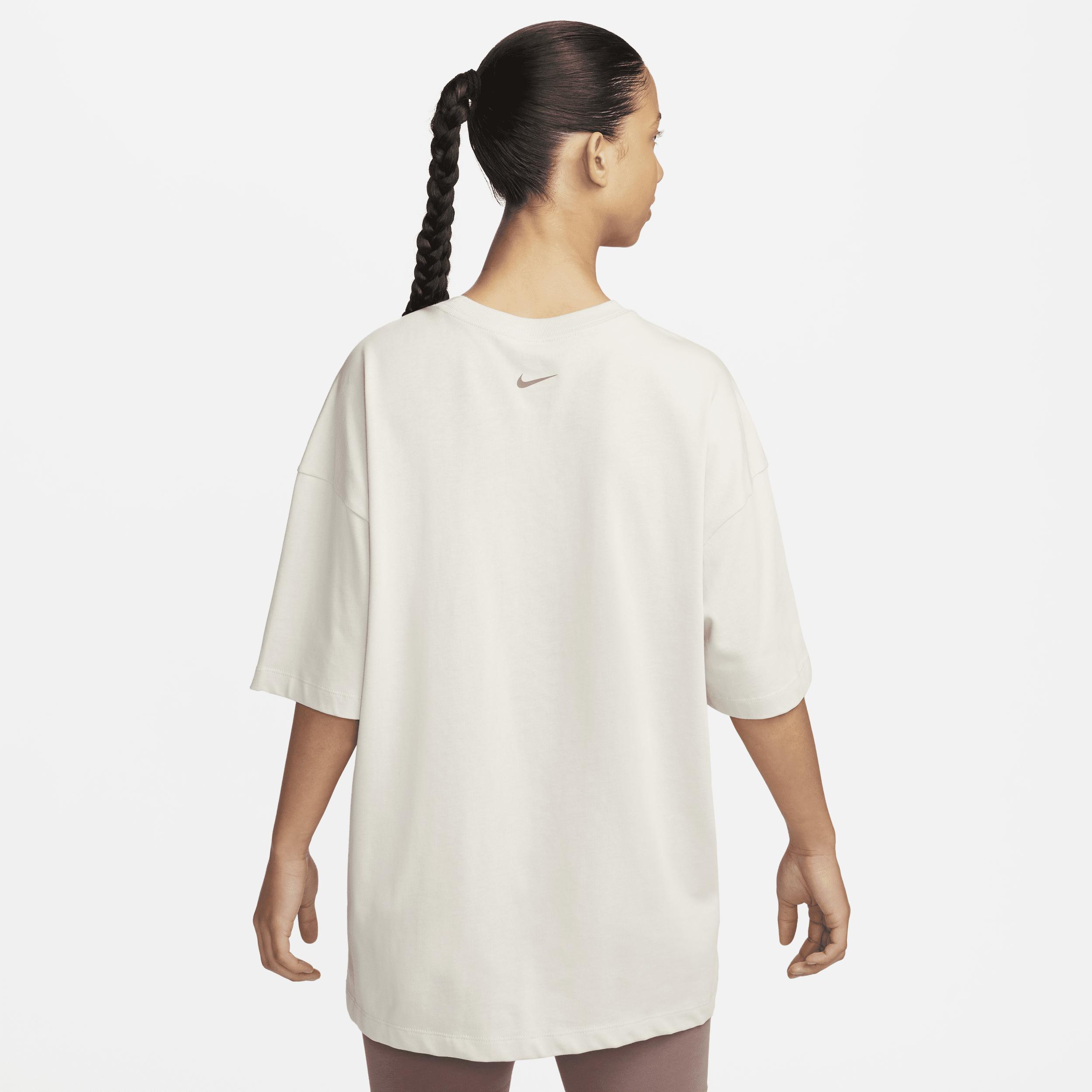 Women's Nike Sportswear Essentials T-Shirt Product Image