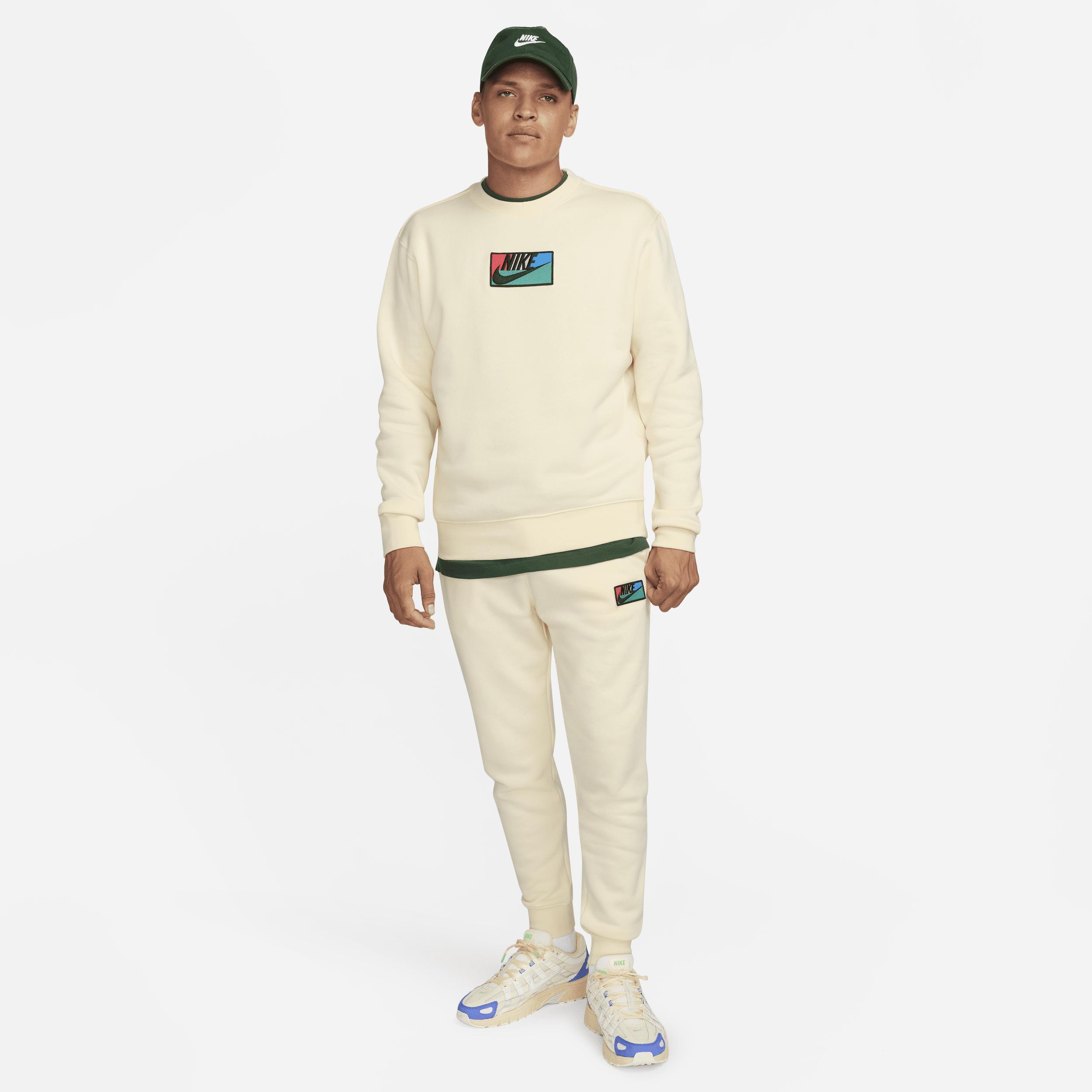 Nike Men's Club Fleece Crew Product Image