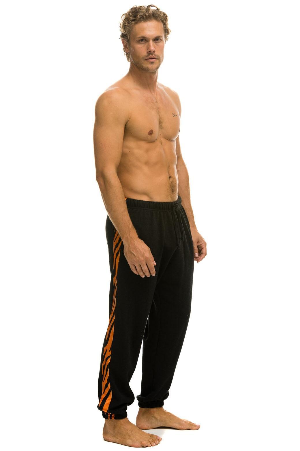 TIGER STRIPE SWEATPANTS - BLACK // TIGER Male Product Image