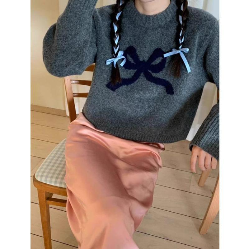 Long-Sleeve Round Neck Bow Print Sweater Product Image