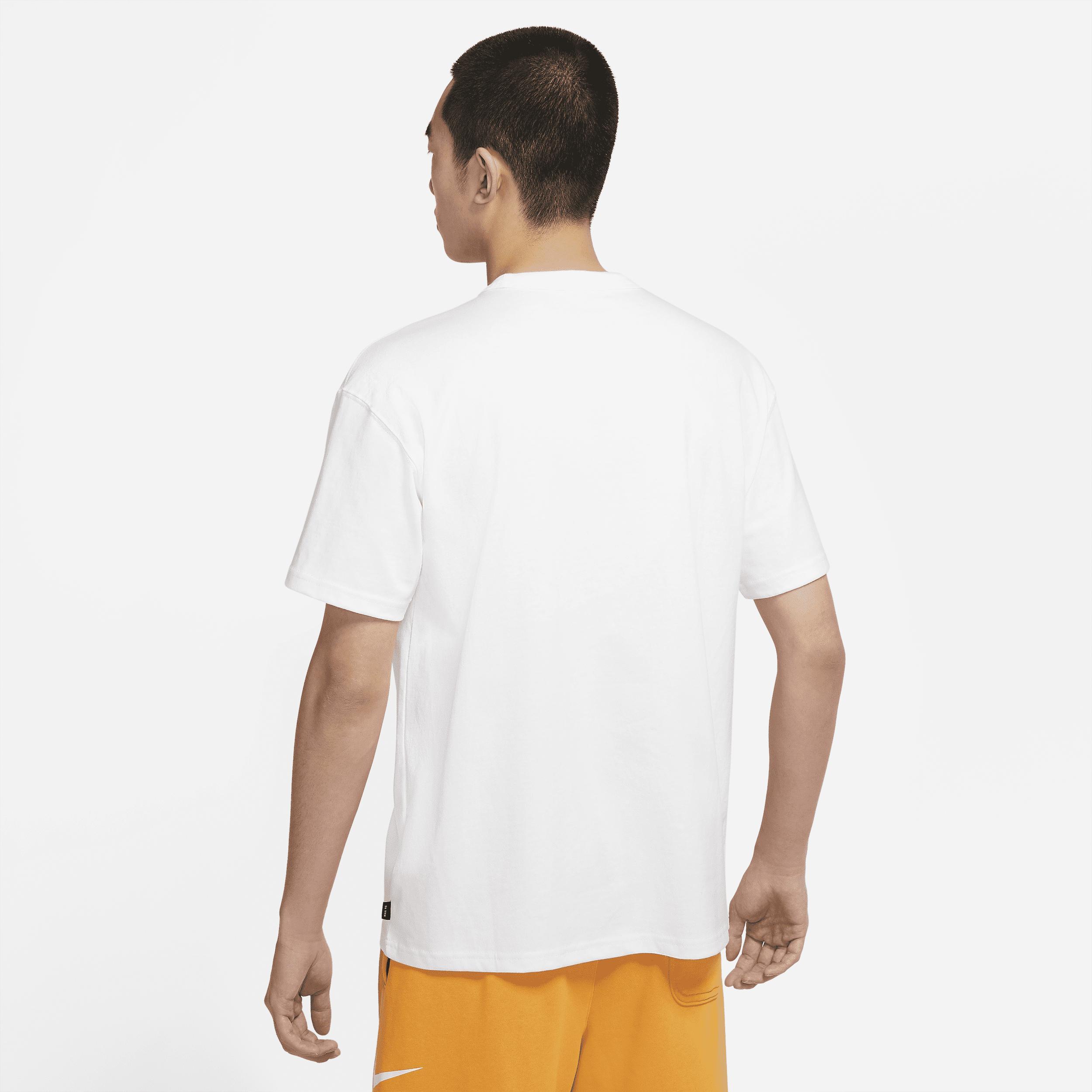 Men's Nike Sportswear Premium Essentials Pocket T-Shirt Product Image