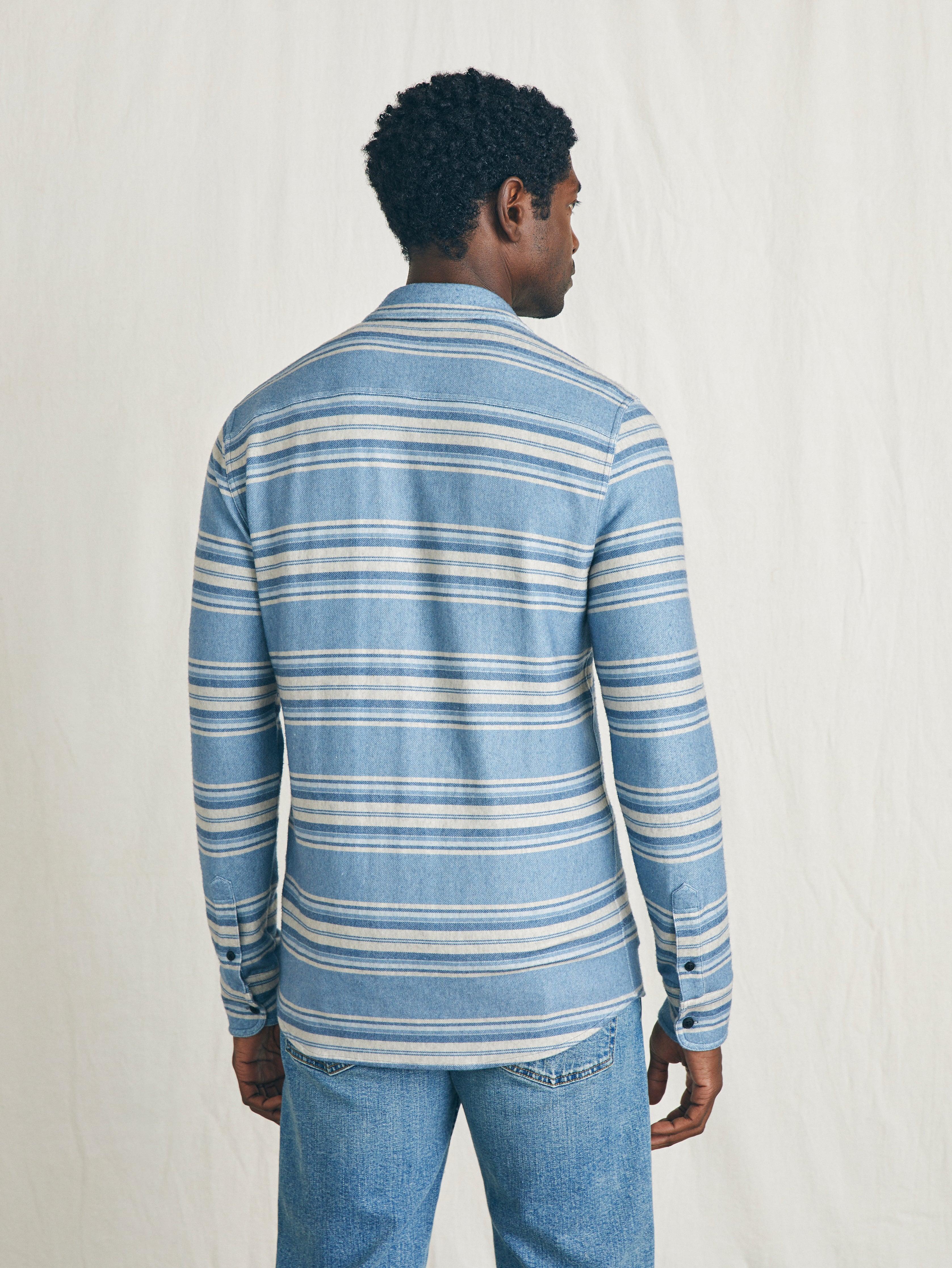 Legend™ Sweater Shirt - Ocean Shore Stripe Product Image